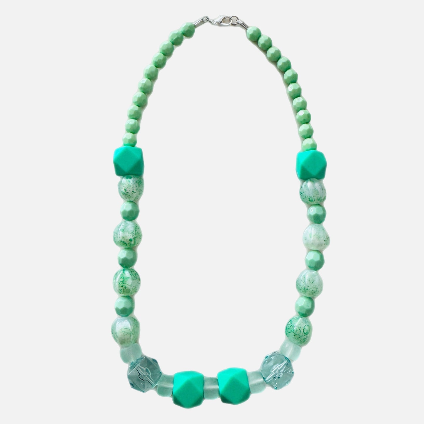 SARA NECKLACE