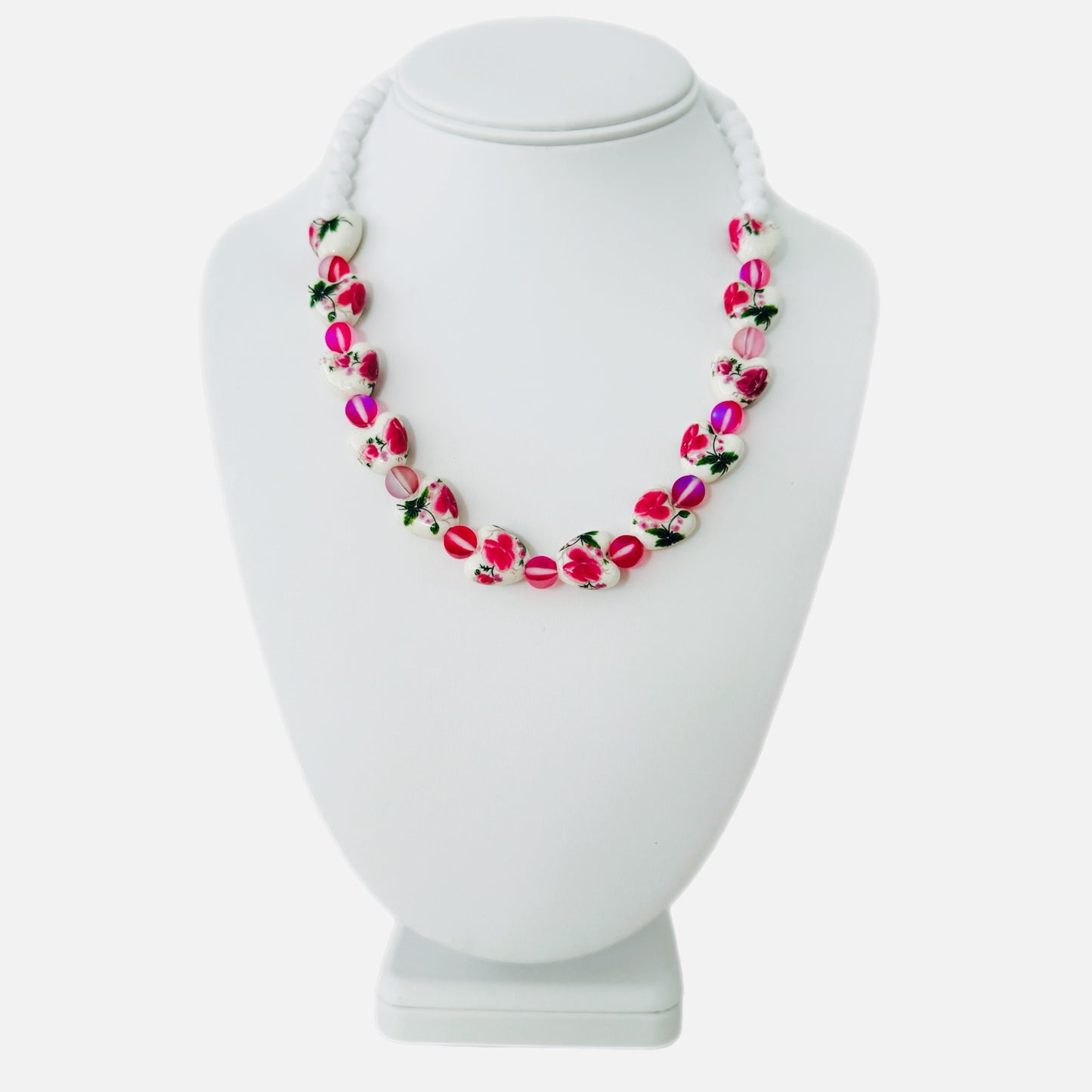 CARMEN NECKLACE