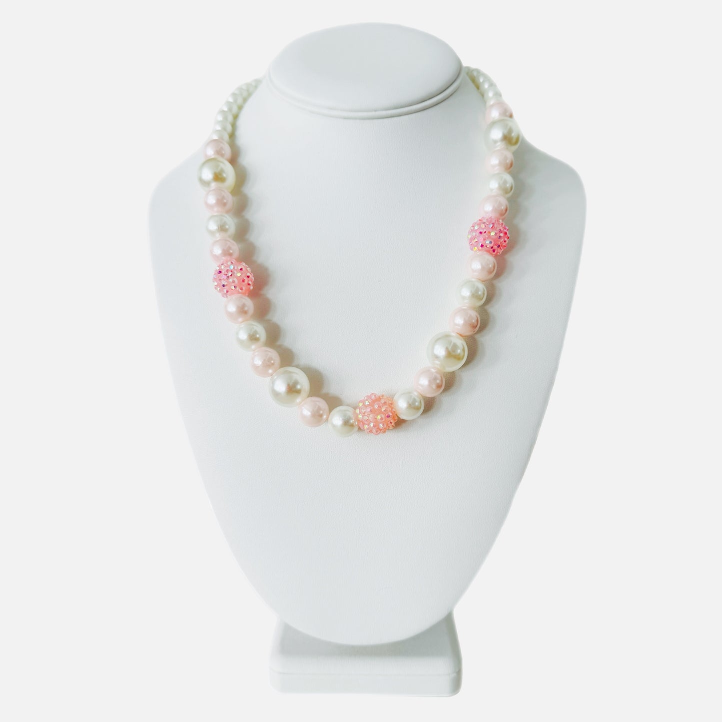 TAYLOR NECKLACE