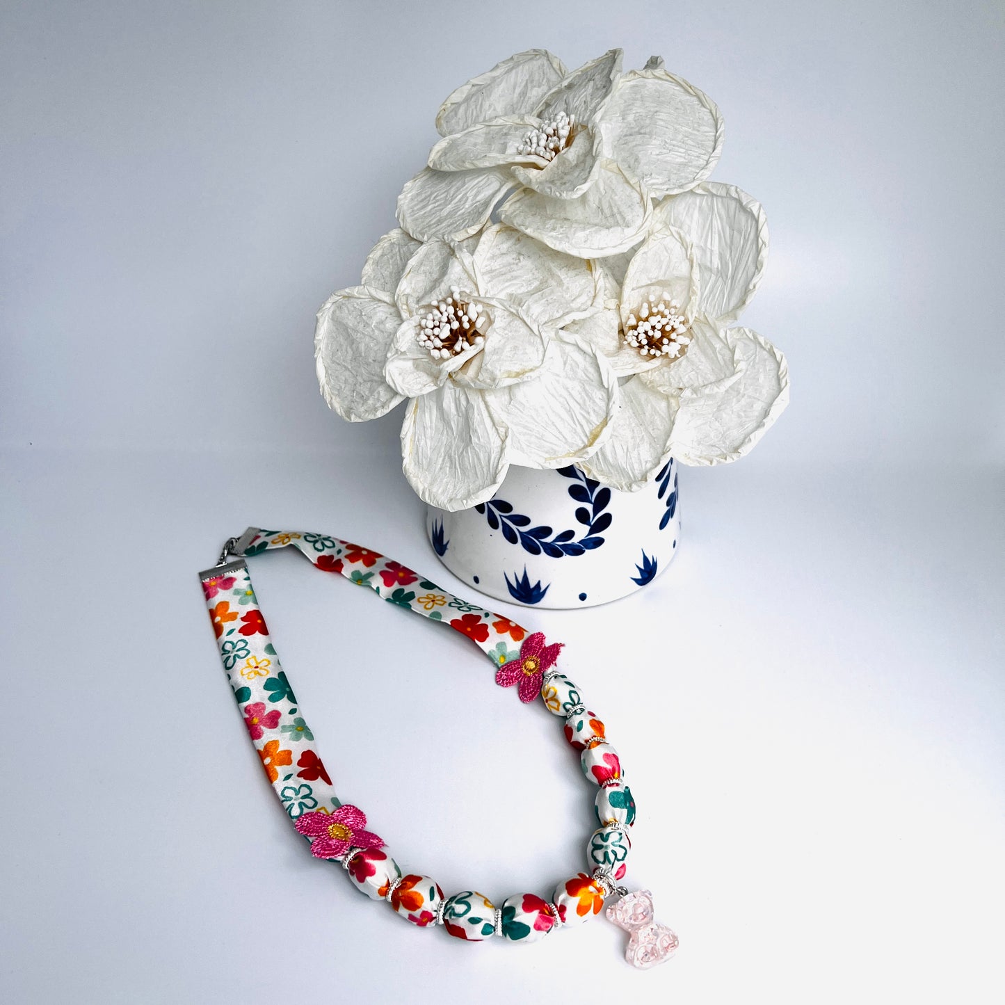 LAURA NECKLACE